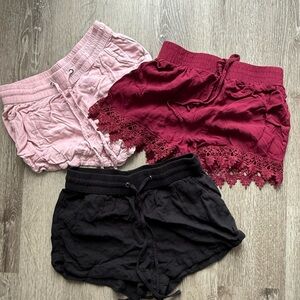 Lot of Women's Casual Shorts - Size Small